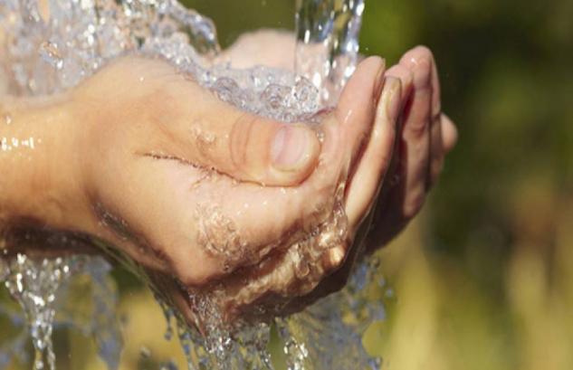 Pijte dosta vode jer ona podmlađuje i leči!